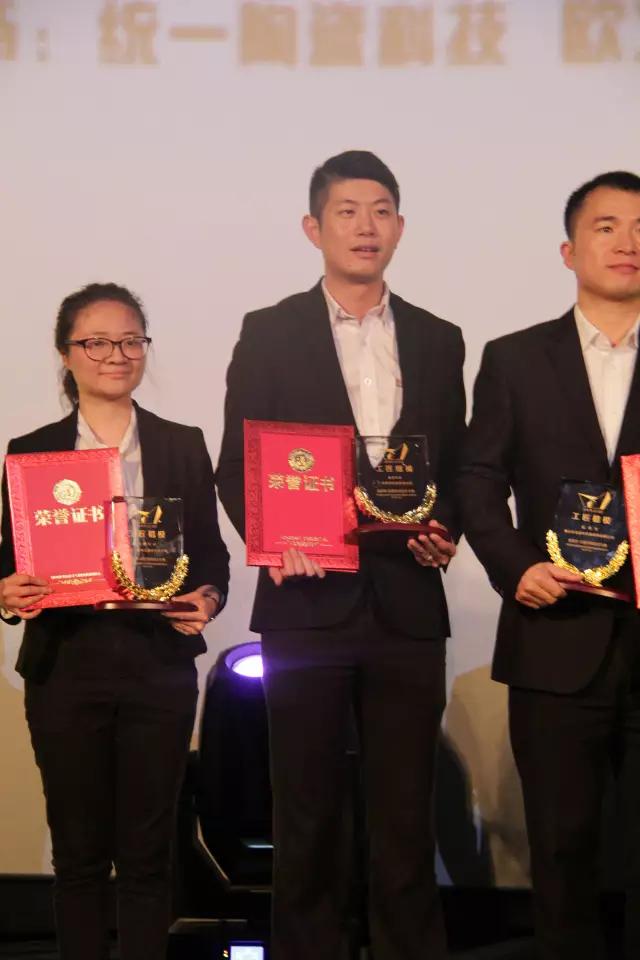 1535102975924163.jpg 1535102975924163.jpg